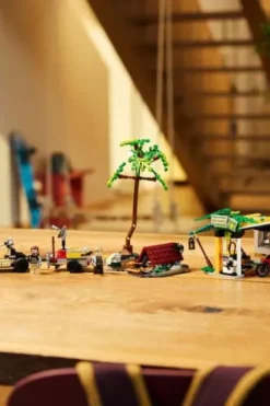 LEGO® Jurassic World På sporet av titanosaurus og raptor 76973