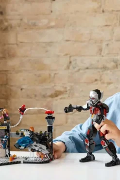 LEGO® Marvel Actionfylt kamp fra Captain America: Civil War 76314