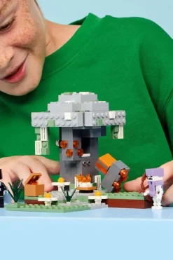 LEGO® Minecraft® Den bleke hagen 21586