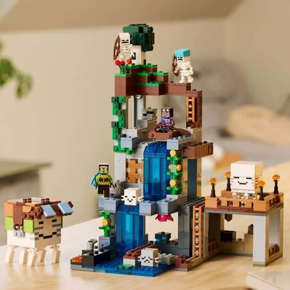 LEGO® Minecraft® Geiststasjon 21597