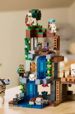 LEGO® Minecraft® Geiststasjon 21597