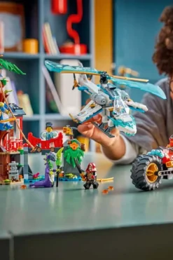 LEGO® NINJAGO® Action i ninjaenes trehytte 71857