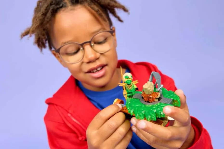 LEGO® NINJAGO® Lloyd mot Jordmonster-spinner 71850