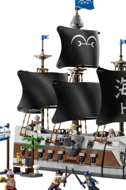LEGO® ONE PIECE Garps krigsskip 75646