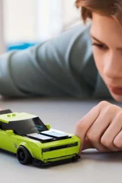 LEGO® Speed Champions Sportsbilen Dodge Challenger SRT Hellcat 77237