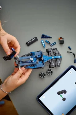 LEGO® Speed Champions Williams Racing FW46 F1®-racerbil 77249