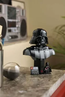 LEGO® Star Wars™ Byste av Darth Vader™ 75439