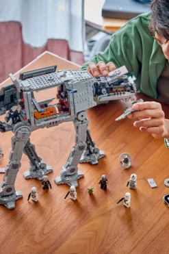 LEGO® Star Wars™ Imperial Remnant AT-AT med INT-4 75454