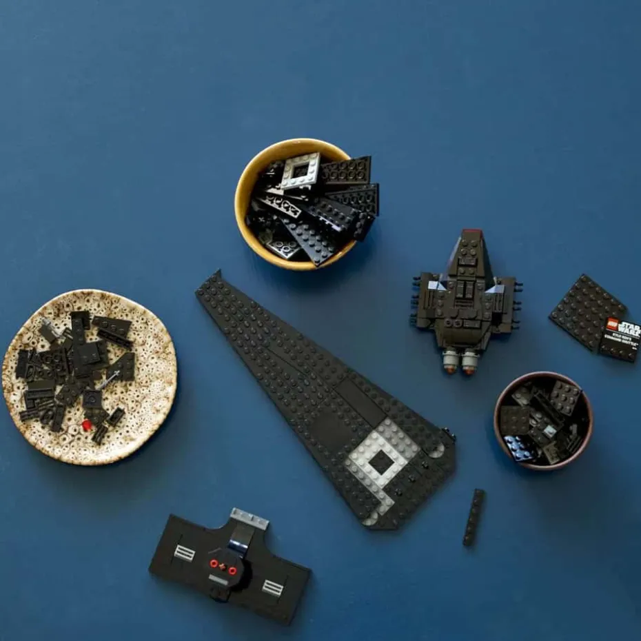 LEGO® Star Wars™ Kylo Rens Command Shuttle 75406