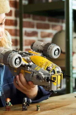 LEGO® Star Wars™ The Razor Crest™ 75447