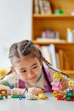 LEGO® Super Mario™ På eventyr med interaktive LEGO® Peach™ 71441