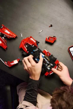 LEGO® Technic Ferrari FXX K 42212