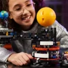 LEGO® Technic Månens kretsløp rundt jorden 42179