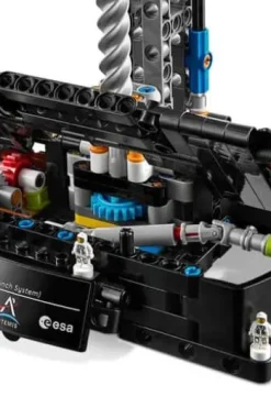 LEGO® Technic NASA Artemis SLS-rakett 42221