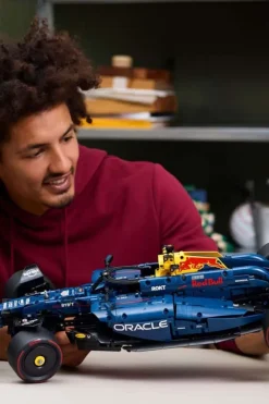 LEGO® Technic Oracle Red Bull Racing RB20 F1-bil 42206