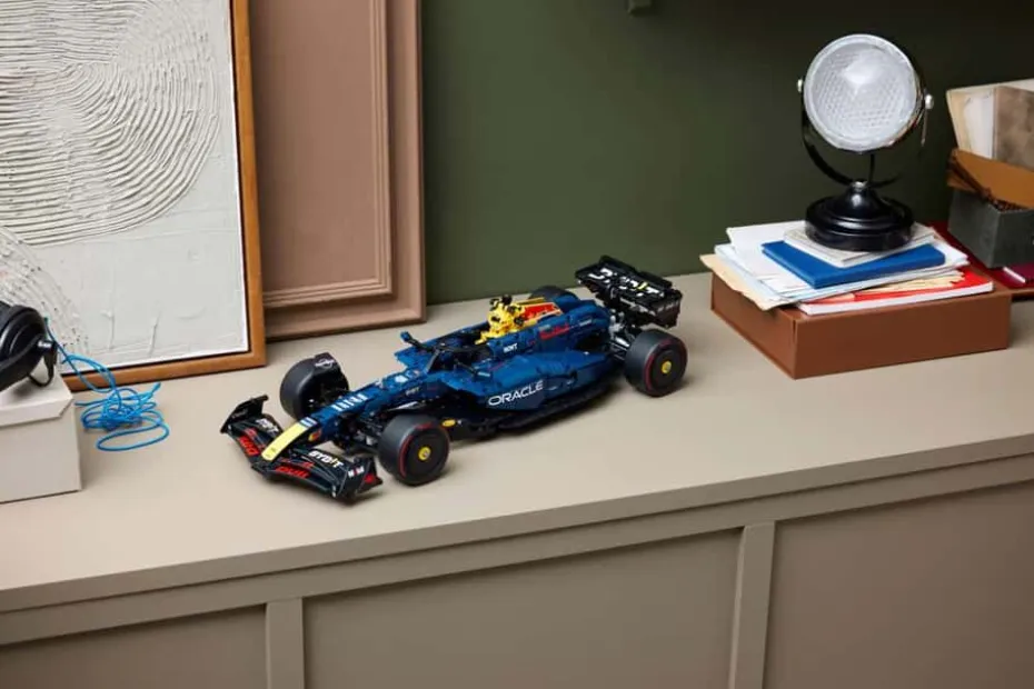 LEGO® Technic Oracle Red Bull Racing RB20 F1-bil 42206