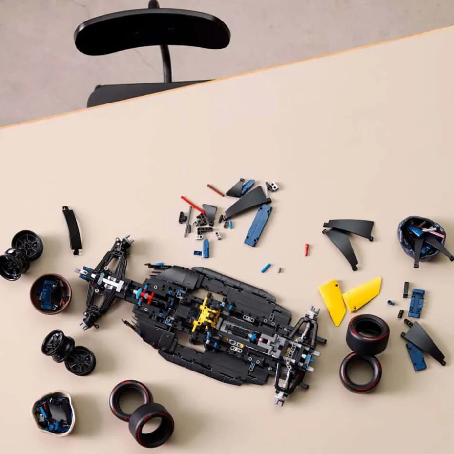 LEGO® Technic Oracle Red Bull Racing RB20 F1-bil 42206