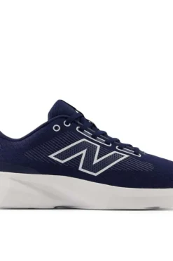 New Balance 413v3 sneakers herre