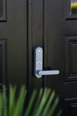 Nimly Code Pro kode- og fingeravtrykkslås