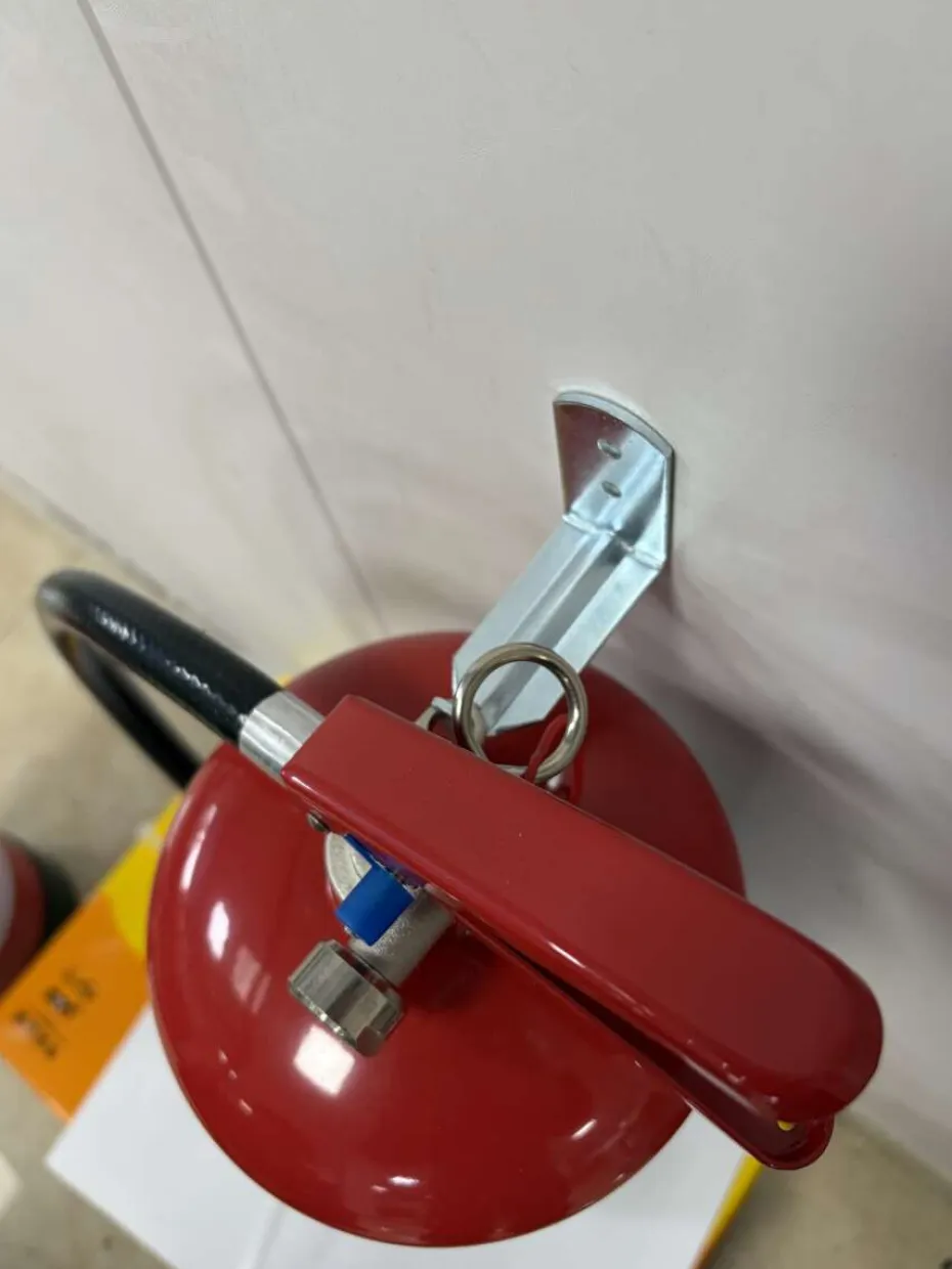 No-flame fluorfrie skum brannslukker