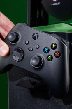 numskull® Official Xbox Gaming Locker (LED Version)
