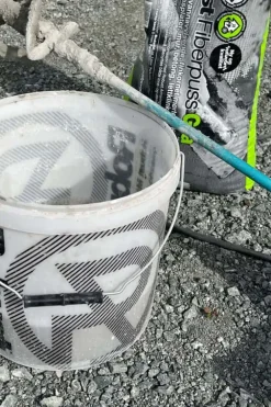 Robust Målebøtte 12 liter