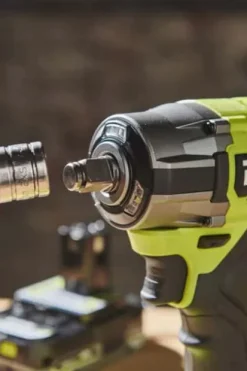 Ryobi ONE+ HP RIW18C-0 muttertrekker u/batteri