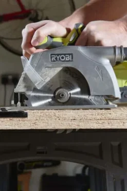 Ryobi ONE+™ RCS18N-0 sirkelsag u/batteri