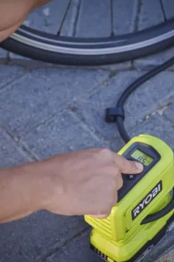 Ryobi ONE+ RPI18-0 18V mini høytrykkspumpe u/batteri