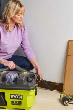 Ryobi RV1811-0 våt- og tørrstøvsuger 18V u/batteri