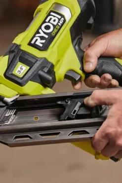 Ryobi ONE+ HP RFN1834X-0 spikerpistol u/batteri