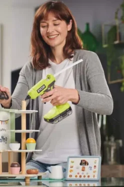 Ryobi ONE+ RGLU18-0 limpistol u/batteri
