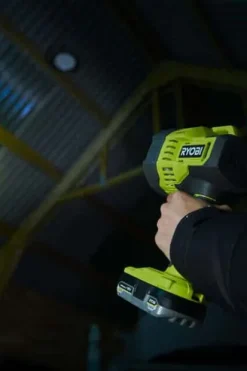 Ryobi ONE+ RLS18-0 spotlys u/batteri