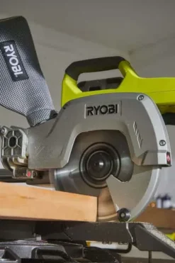 Ryobi ONE+ R18MS216-0 kapp- og gjærsag u/batteri