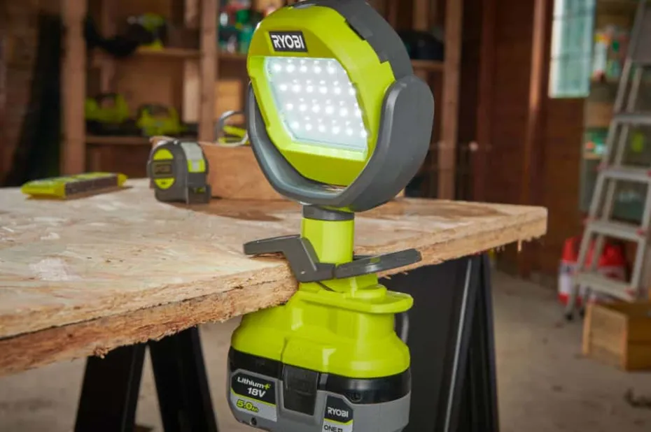 Ryobi R18CK7-2C20LB verktøysett m/batteri