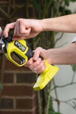 Ryobi RY18SCXA-0 grensaks u/batteri