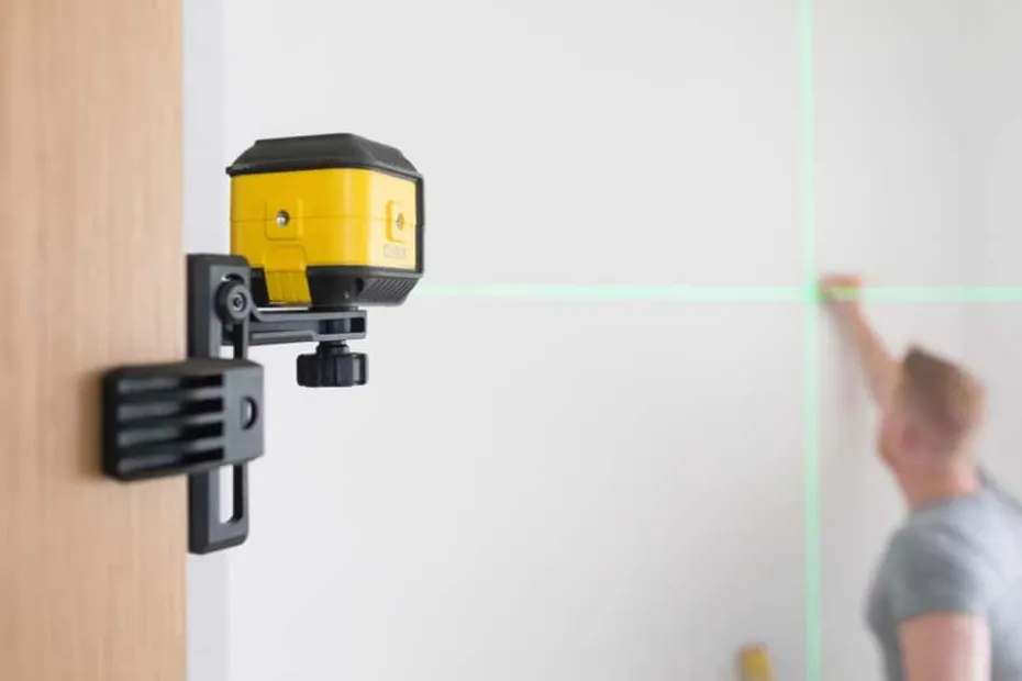 Stanley STHT77649-1 Cubix ™ Grønn krysslaser m/stativ