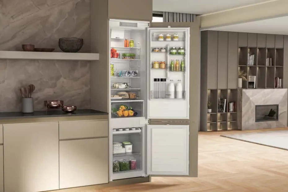 Whirlpool WHC20D023B1SF kombiskap